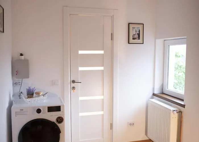 Mountain Escape Charm *