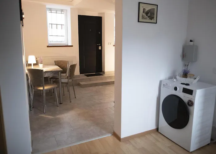 Mountain Escape Charm Apartment *