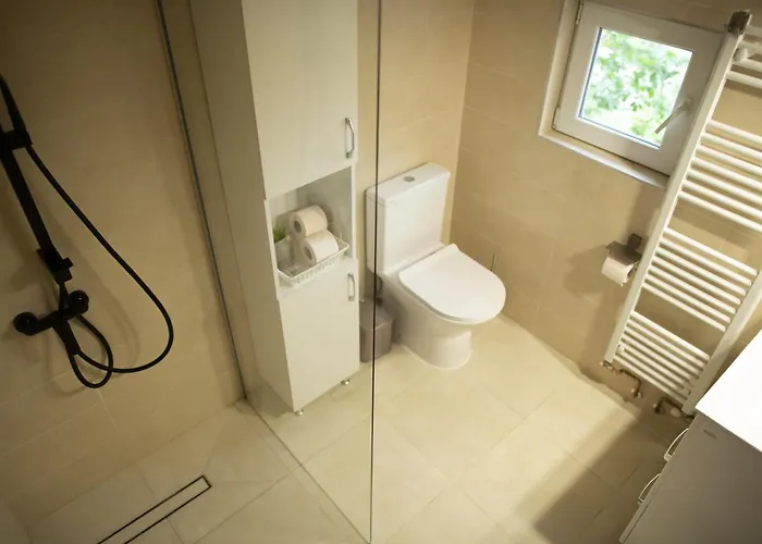 Mountain Escape Charm Apartment